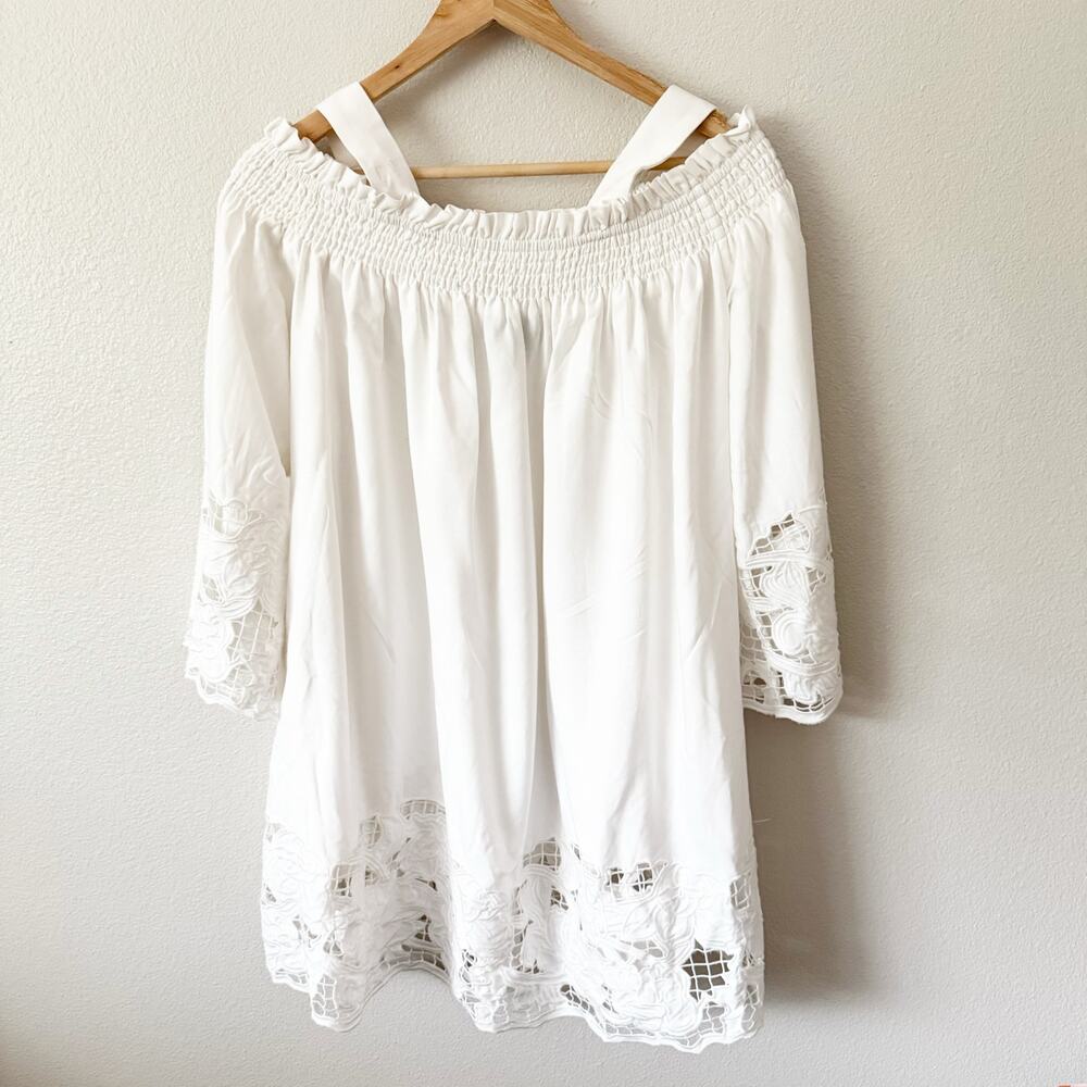 KENDALL & KYLIE | Off Shoulder Eyelet Lace Button Straps White Cotton | Small